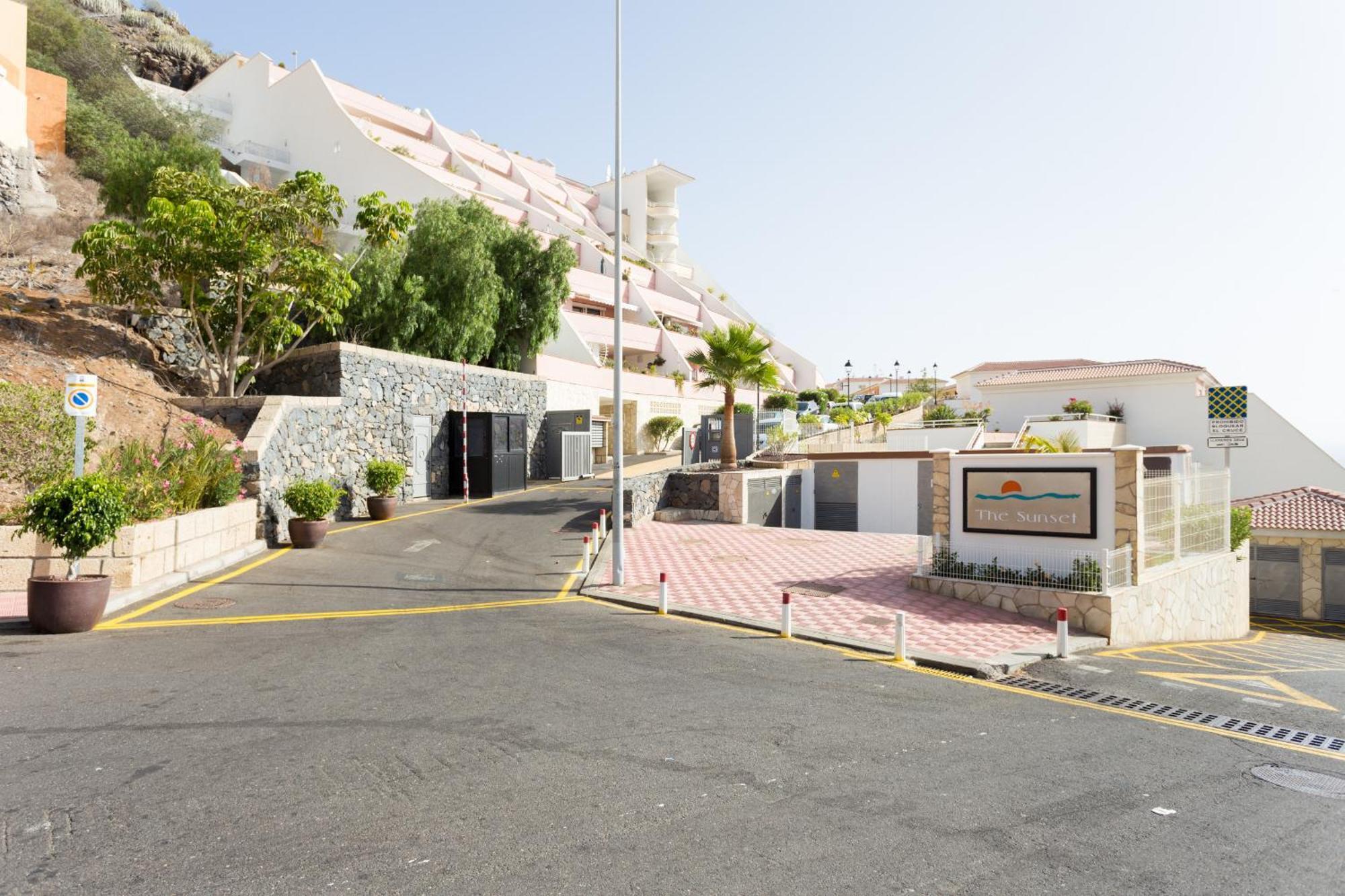 Eden Rentals Sunset Seaviews Residence Costa Adeje  Esterno foto